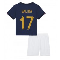 Frankrike William Saliba #17 Hjemmedraktsett Barn VM 2022 Kortermet (+ Korte bukser)